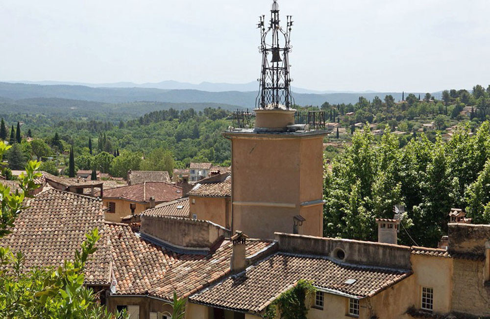 vue sur les toits et Tour de l'Horloge