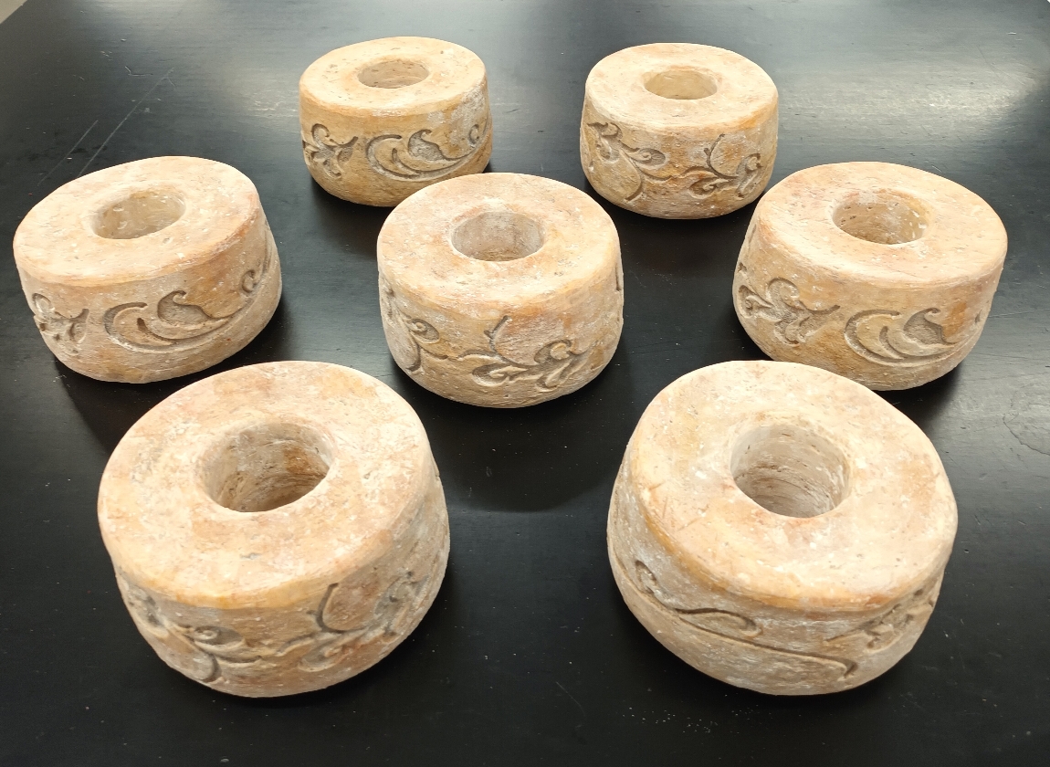 Fromages de brebis factices pour presentoirs - Maison d'Or et d'Ossau