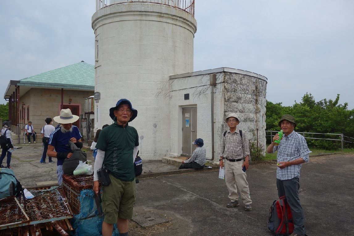 １０．灯台にて