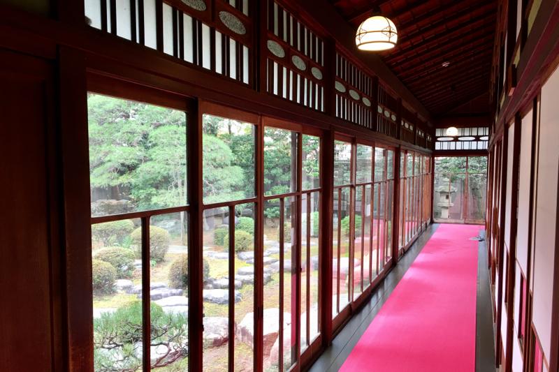 16．山本邸内