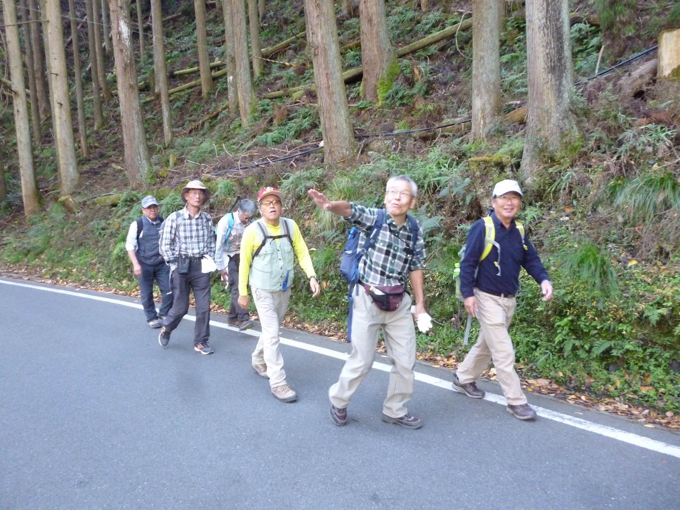 14. 貴船口駅から貴船神社に向け歩く