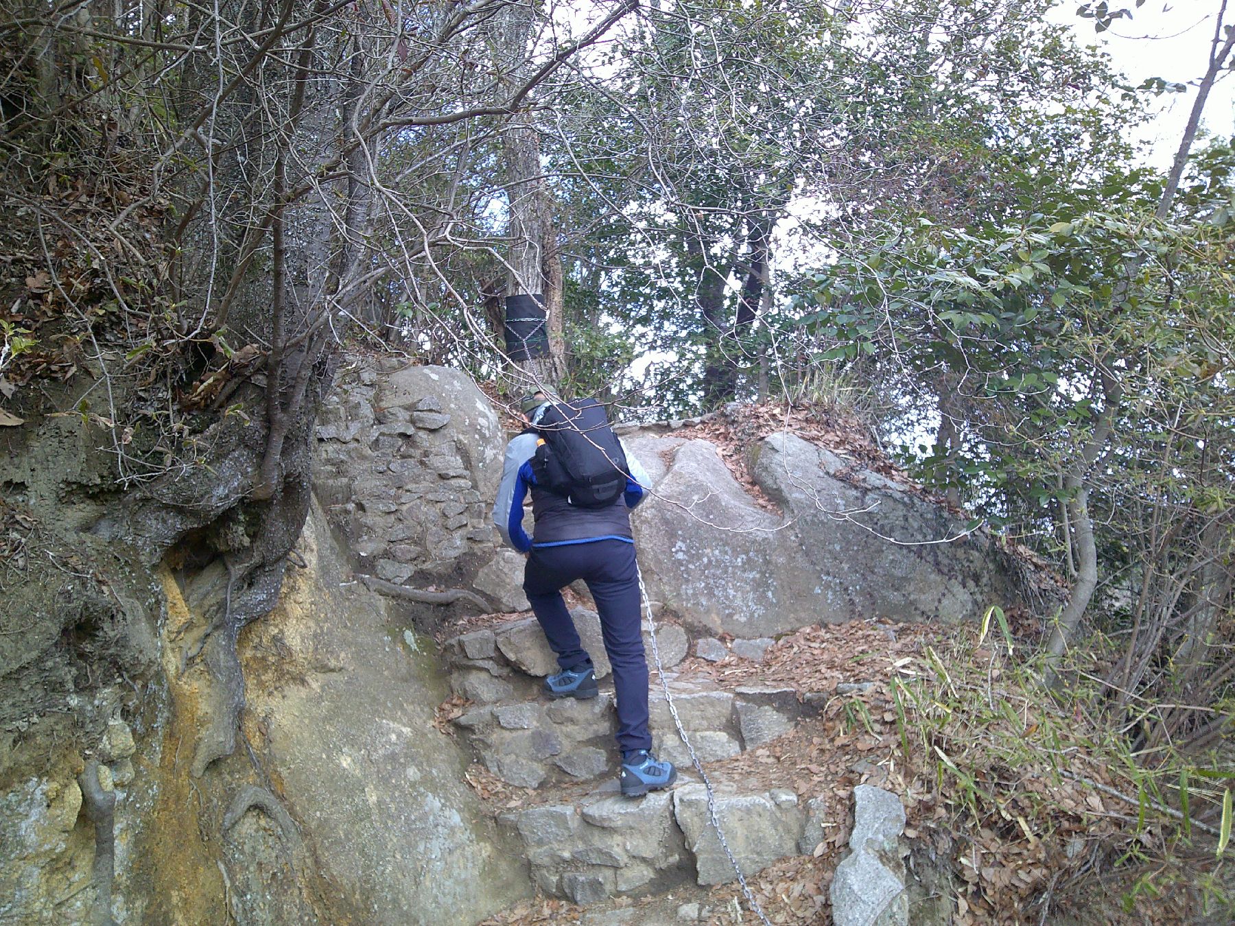 １１．山頂前の急登