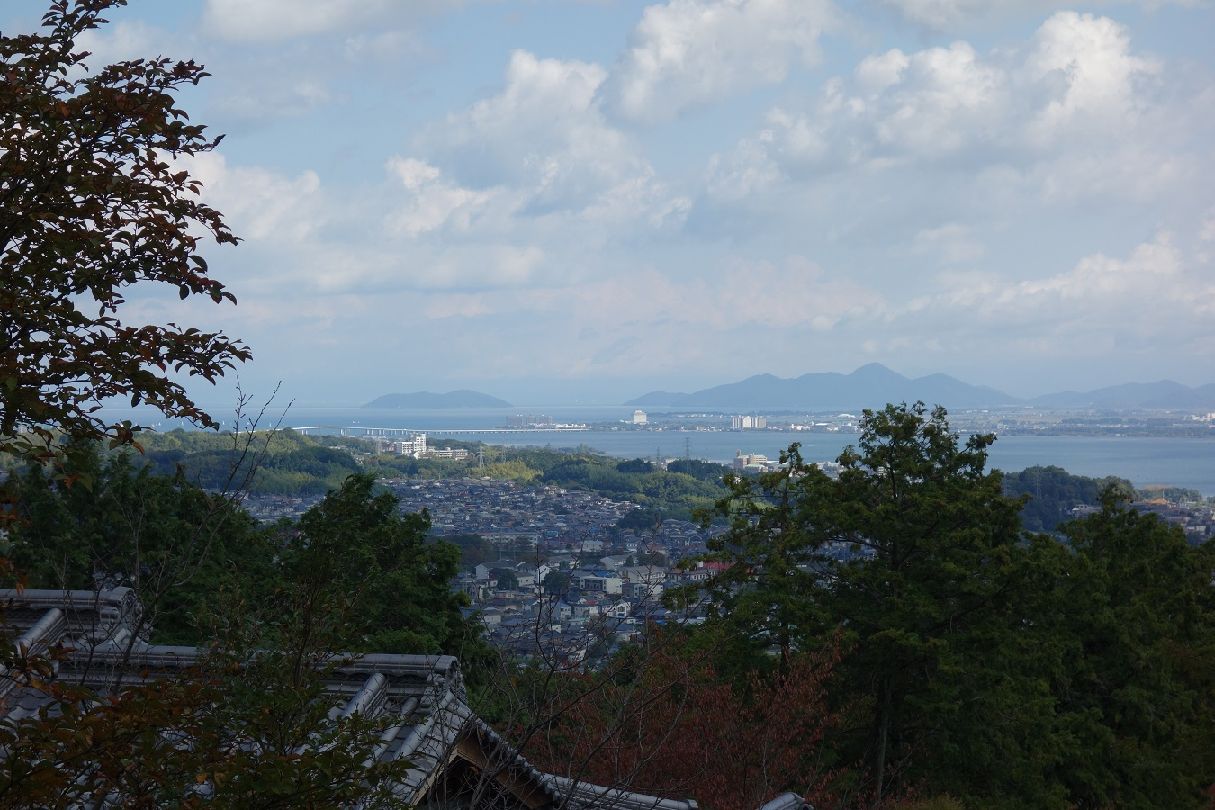 ８．途中、琵琶湖大橋が望める