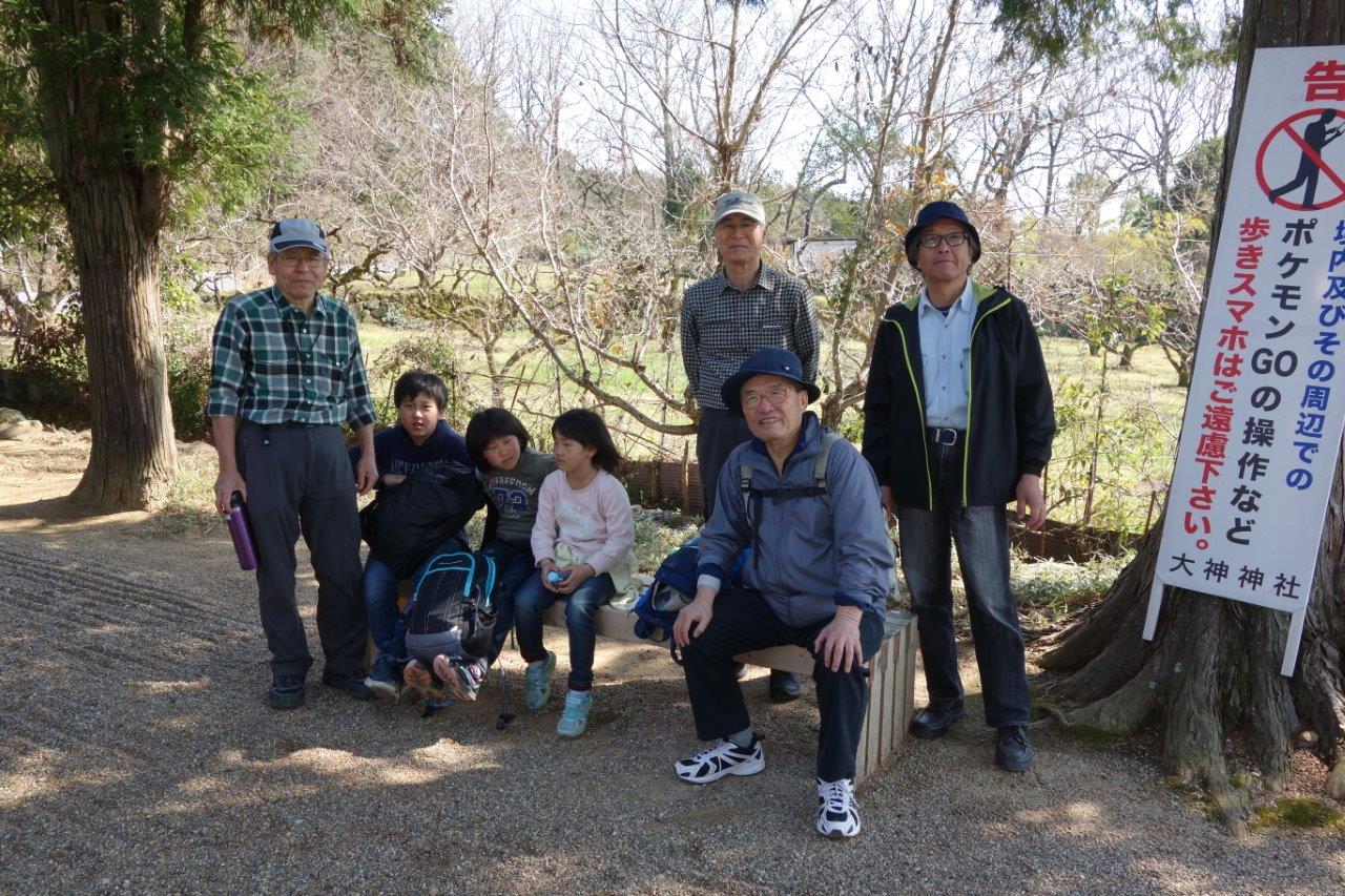 41. 桧原神社で休憩④
