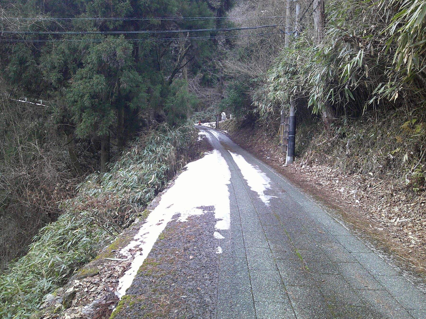 ９．残雪あり
