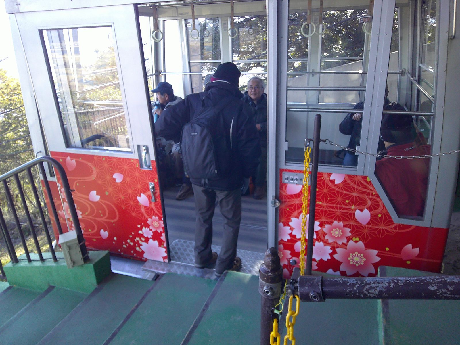 ２４．可愛い八幡山ロープウェイ