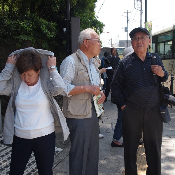 総勢は9名