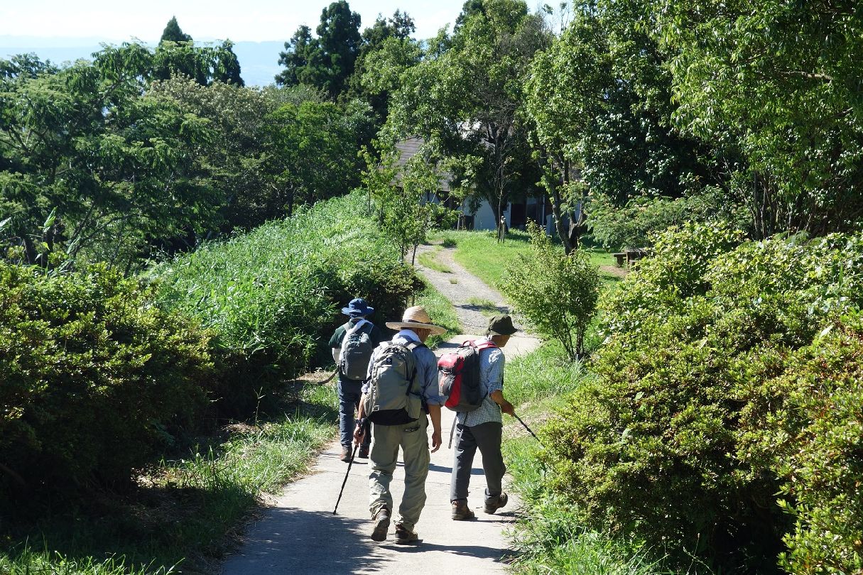 ３０．ぼくらの広場を下る