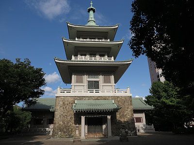 慰霊塔