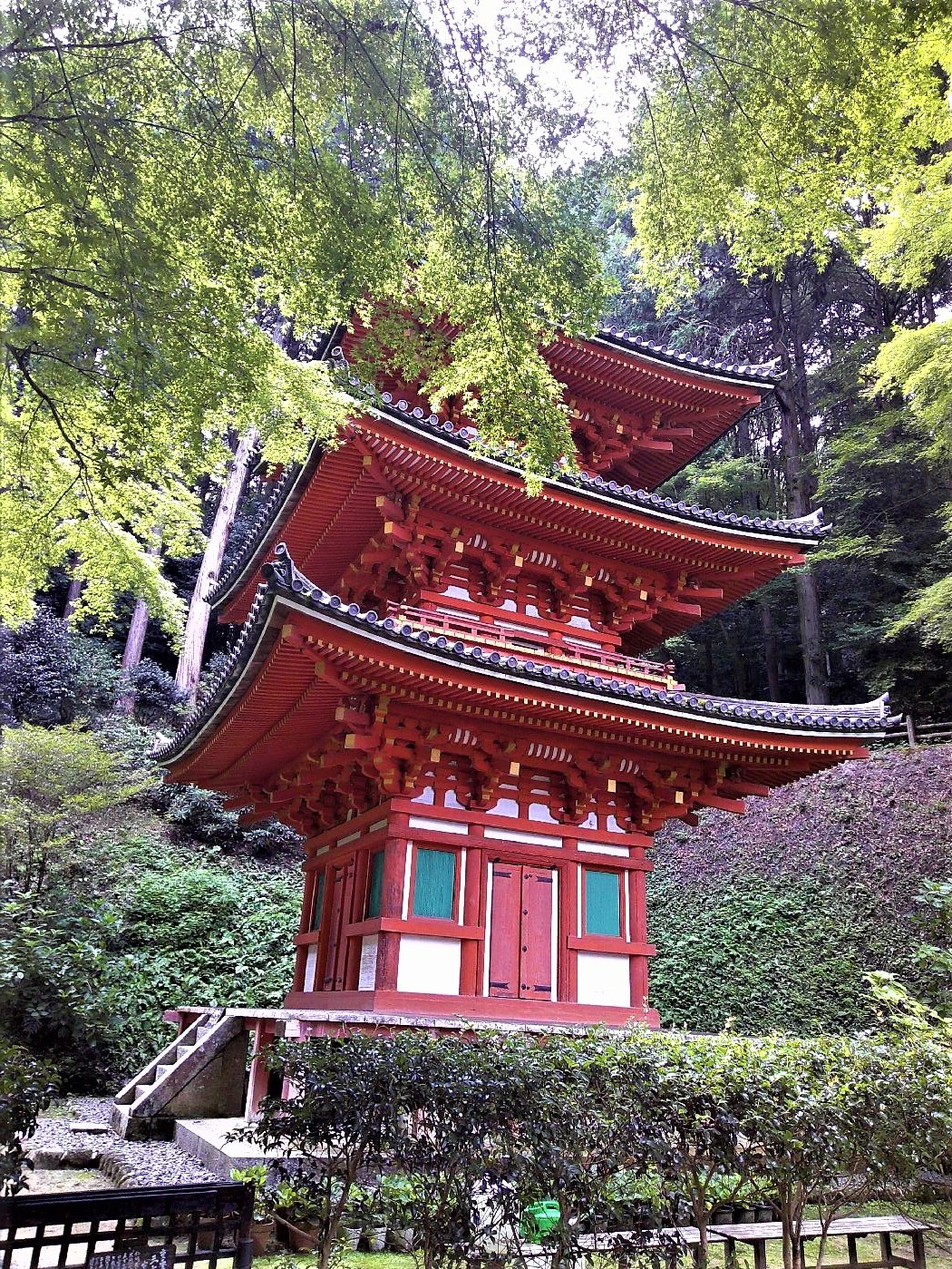 6．三重塔
