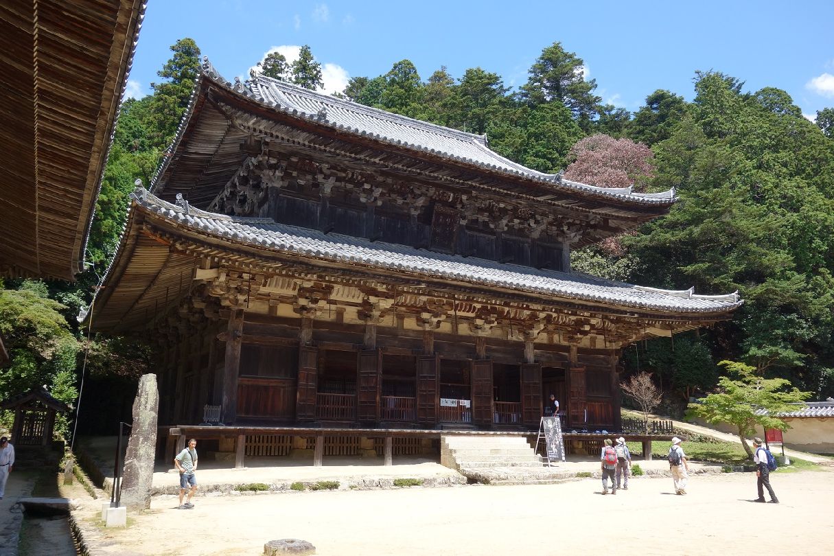 １０．大講堂