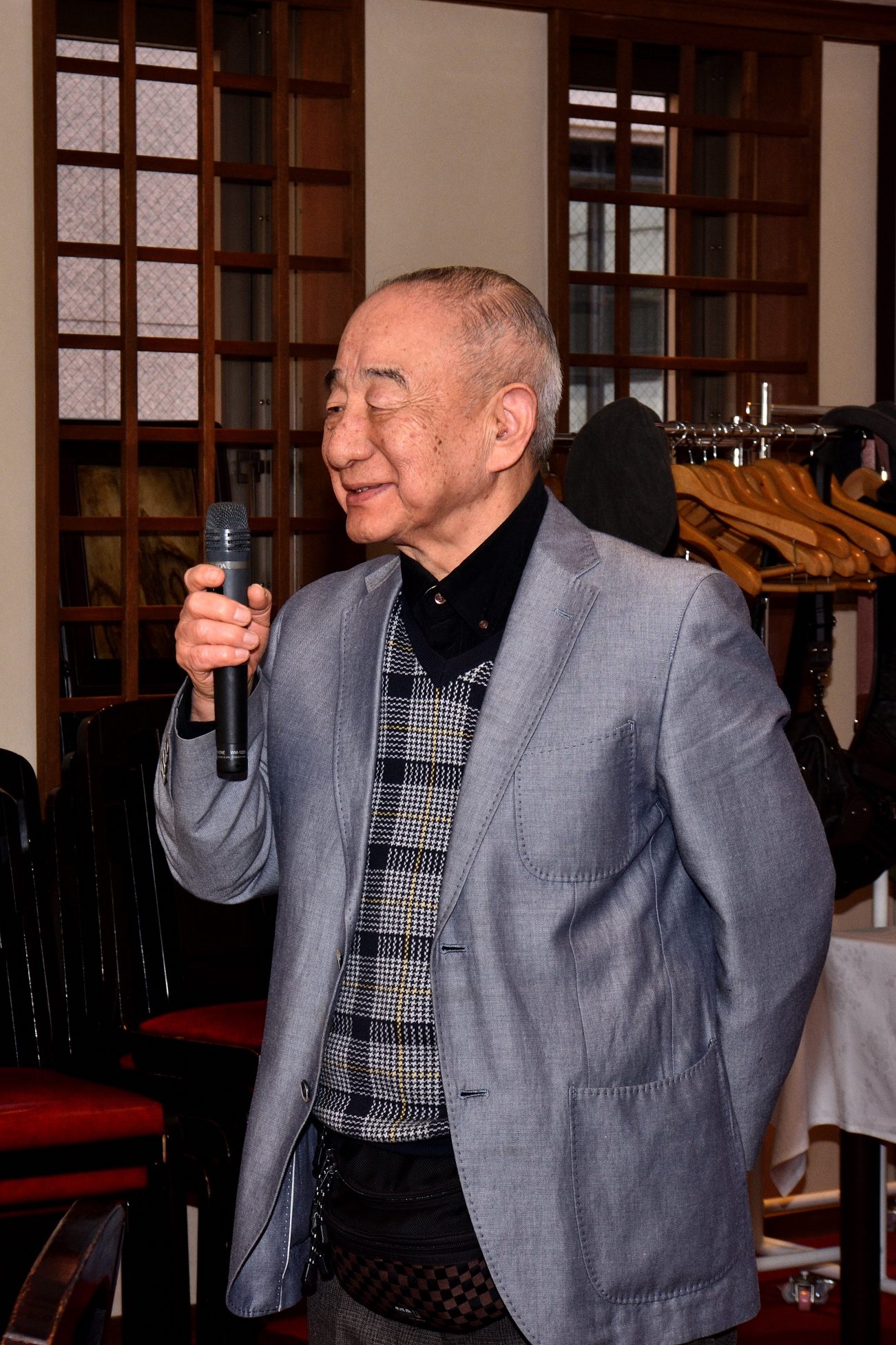 久本さんの「乾杯ご発声」で懇親会スタート