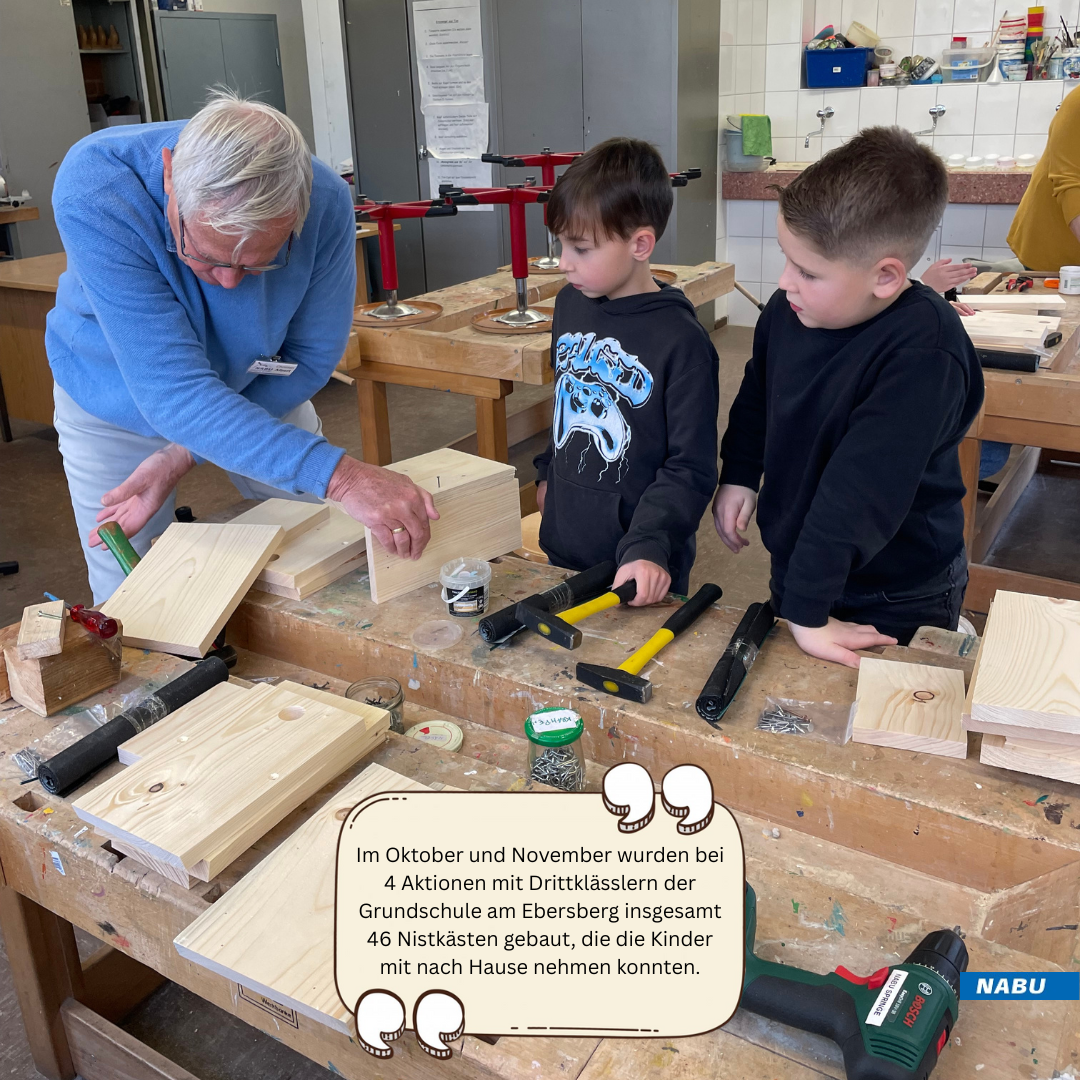 Ehrenamtliche Helferinnen und Helfer unterstützen