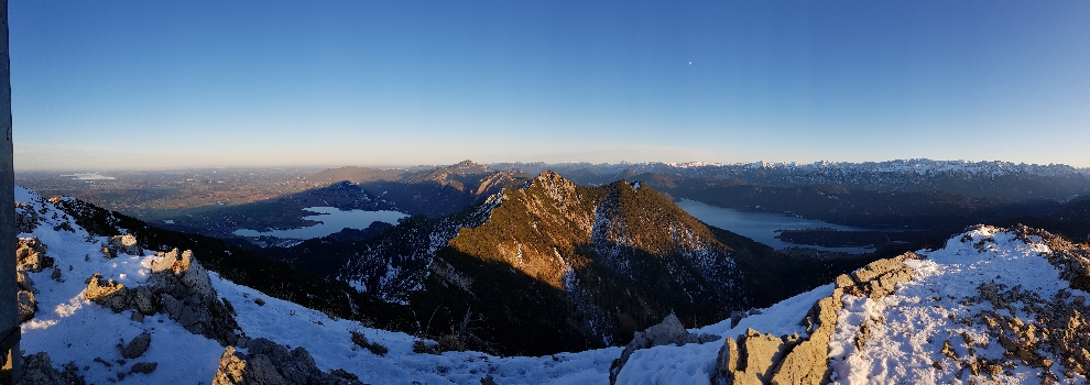 Gipfelpanorama gen Osten