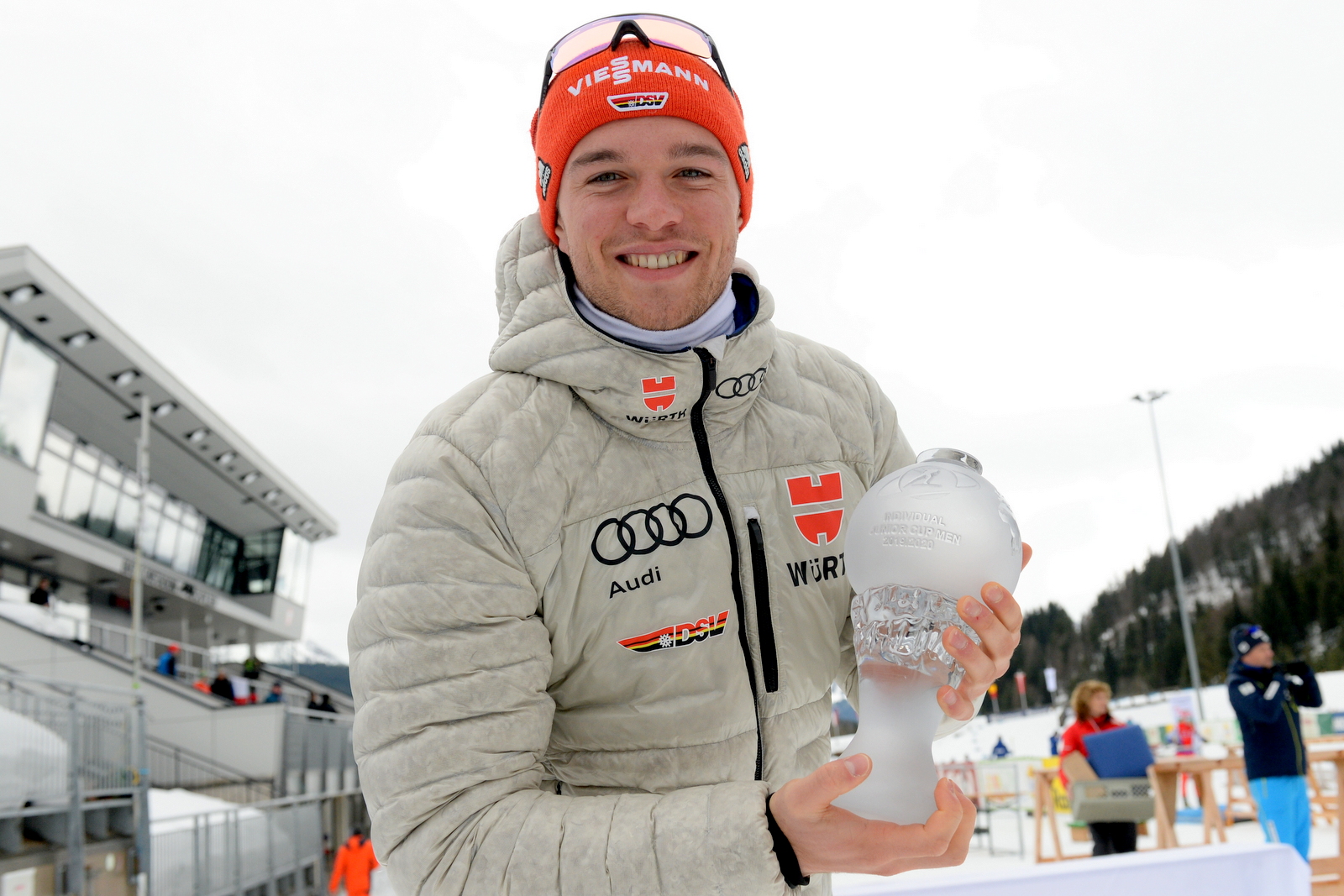 Amy Baserga und Niklas Hartweg sind Gesamtsieger der IBU Junior Cup Wertung - Informationen über ...