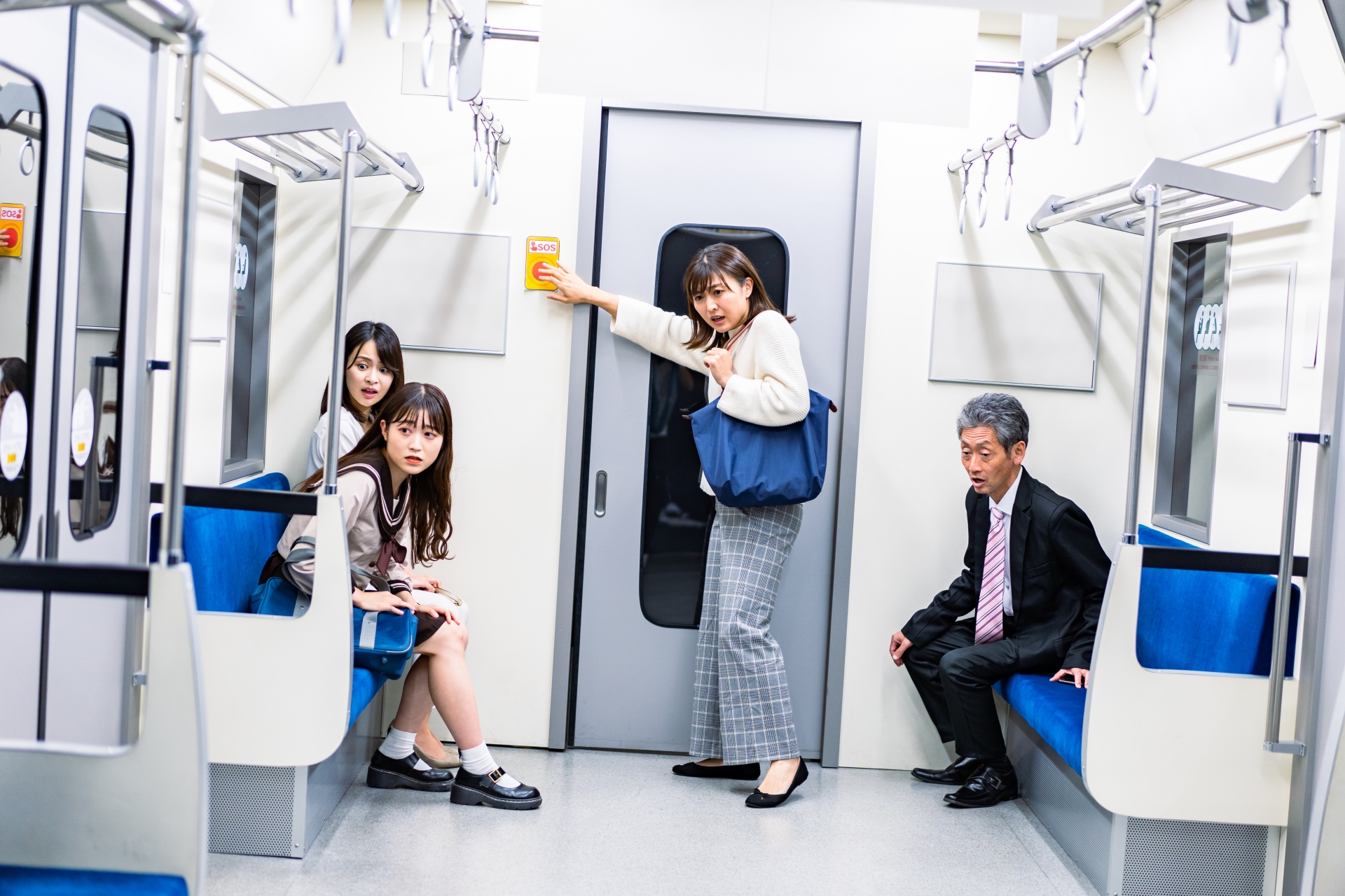 電車内は最高のバランストレーニング場！