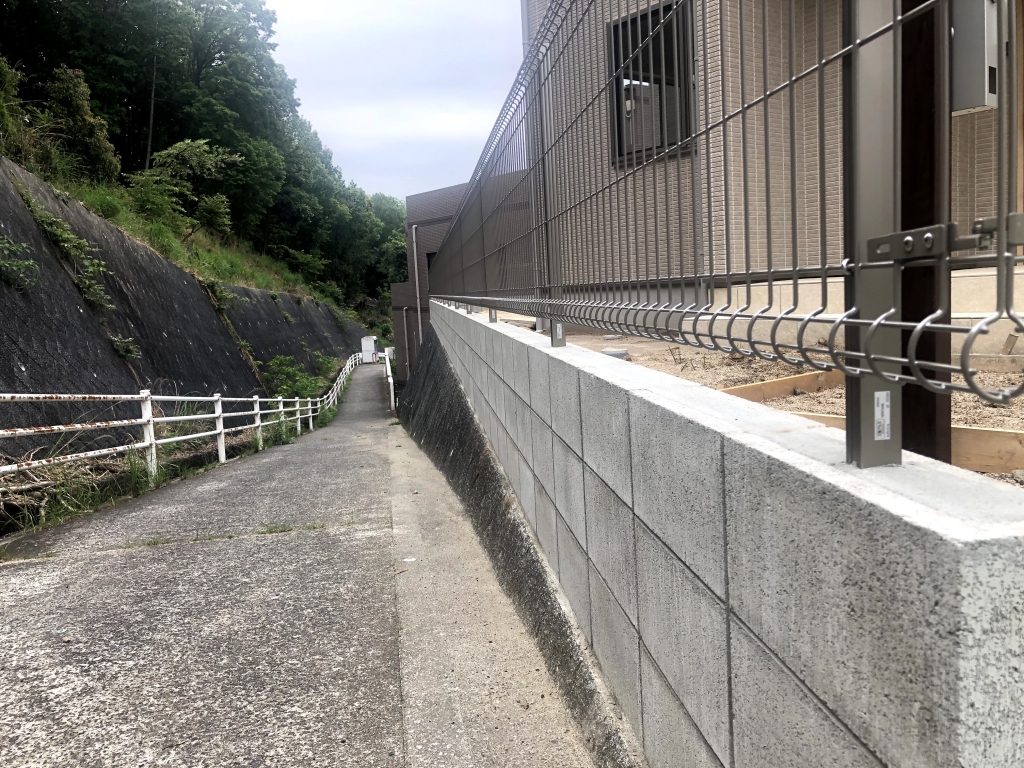 広島市安佐南区 分譲住宅 ブロック積み 施工 広島 外構 エクステリア 庭 株式会社ジーアート