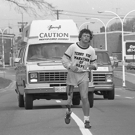Terry on May 25, 1980, almost 1,700 kilometers into his marathon across Canada (picture copyright by The Terry Fox Foundation)
