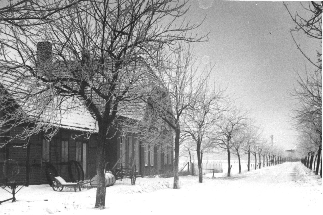 1940 "Haus im Schnee"
