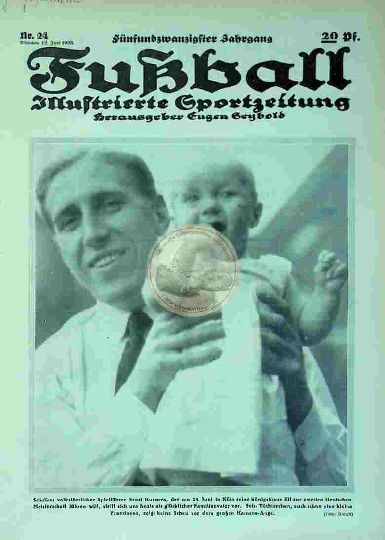 1935 Juni 12. Fußball Nr. 24