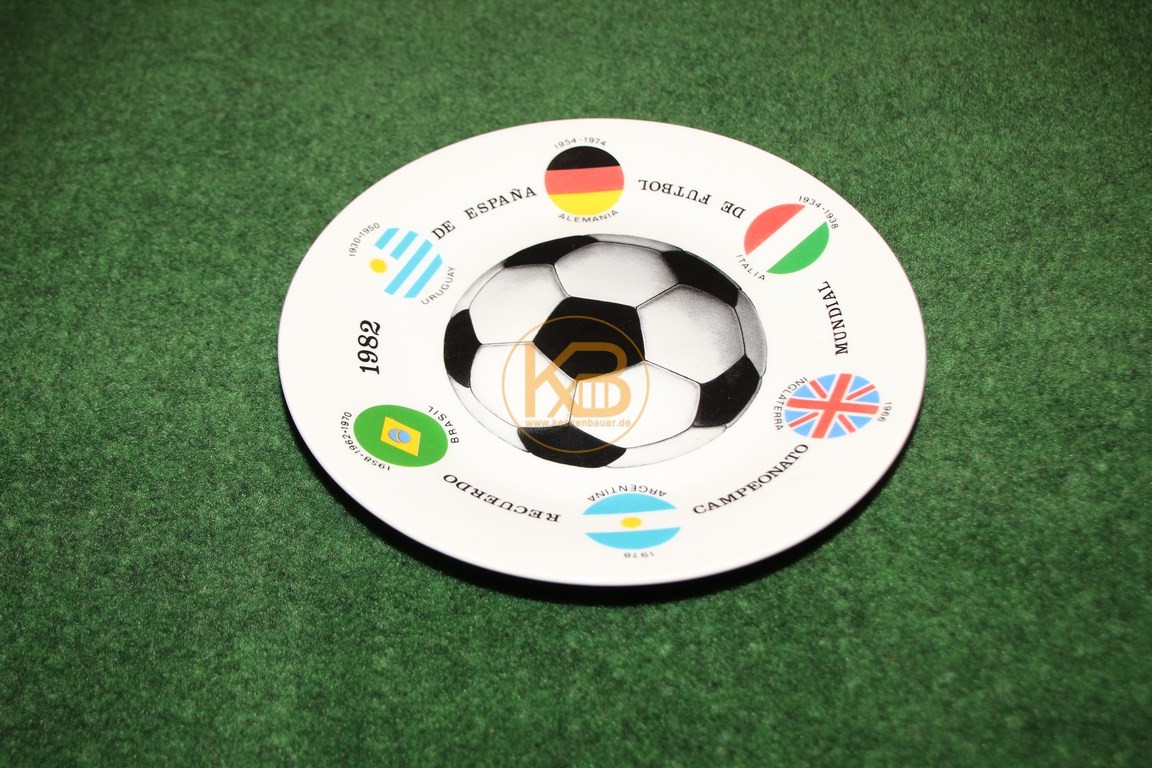 Wandteller zur Weltmeisterschaft 1982 in Spanien.