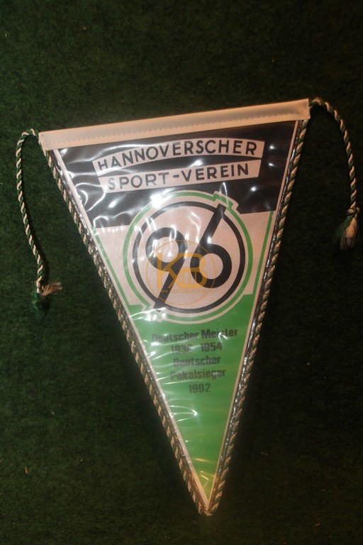 Ein alter Wimpel von Hannover 96, vermutlich aus den 70er Jahren.