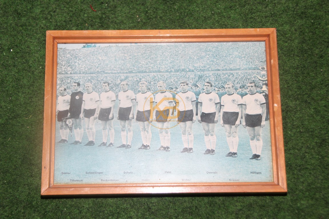 Altes Bild der deutschen Nationalmannschaft aus den 1960ern.