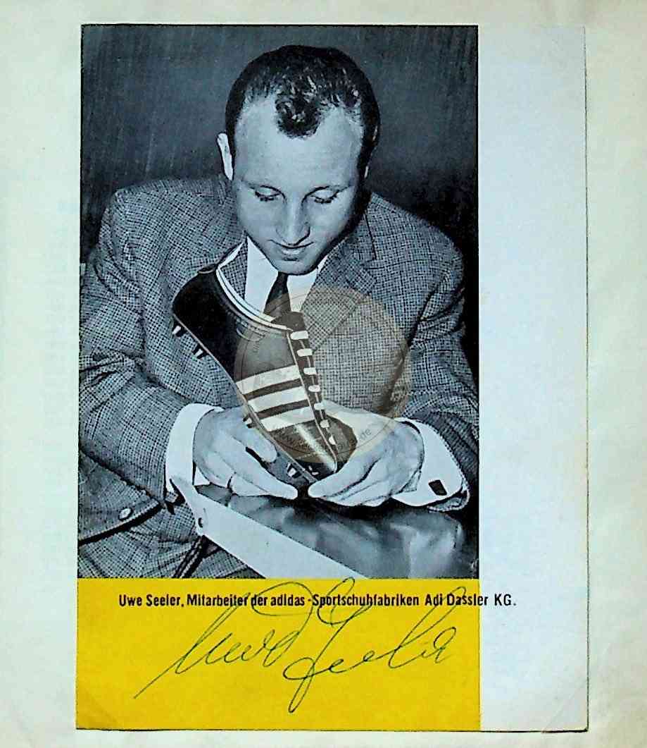 Autogrammkarte von Uwe Seeler von Mitarbeiter Adidas