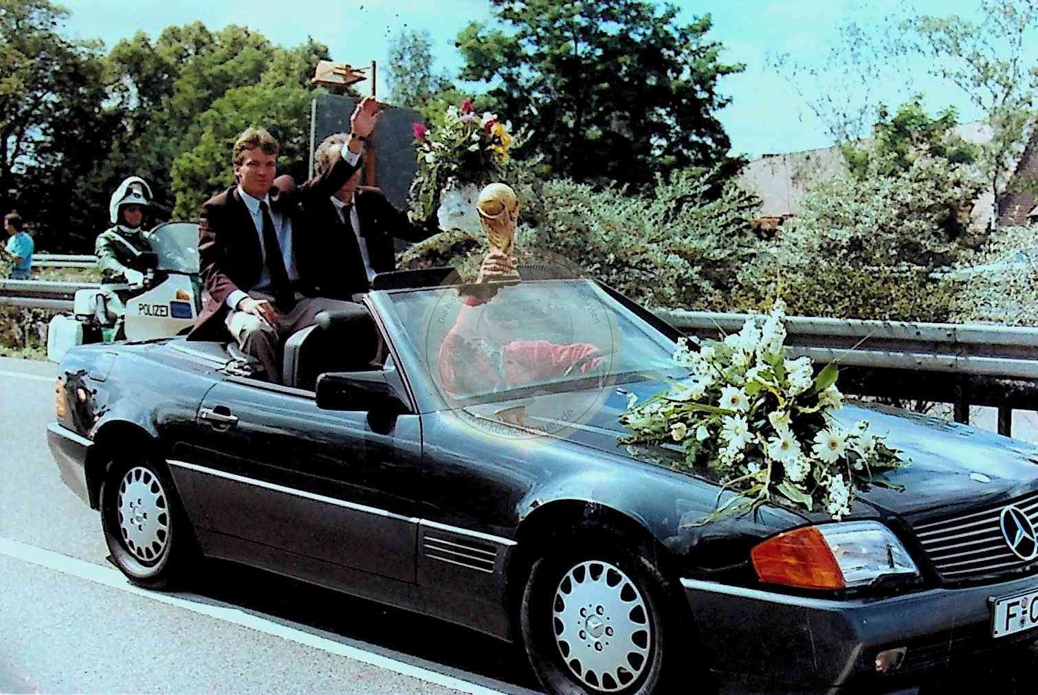 1990 Foto Beckenbauer Matthäus Ankunft Frankfurt WM