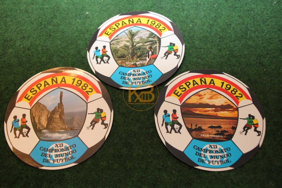 Konvolut von Aufklebern der WM 1982 in Spanien.