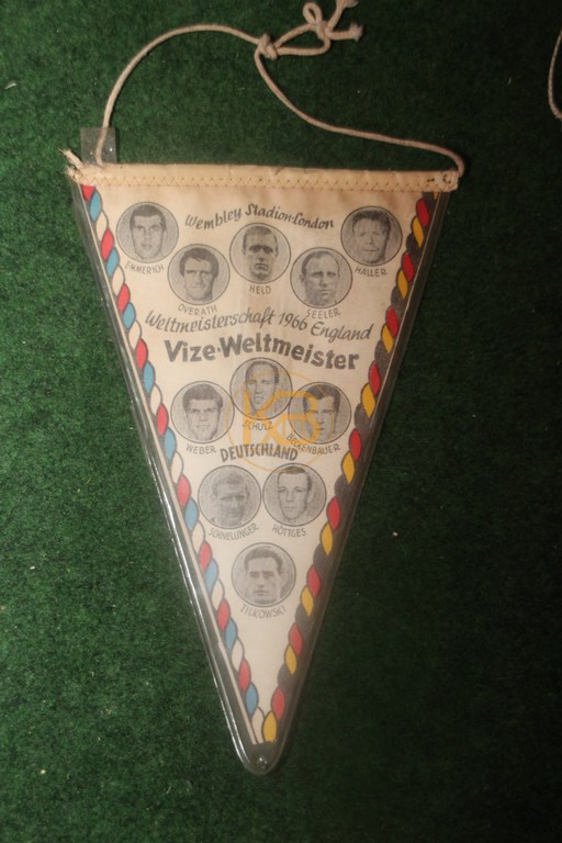 Fußballwimpel zum Vize-Weltmeistertitel 1966 2/2