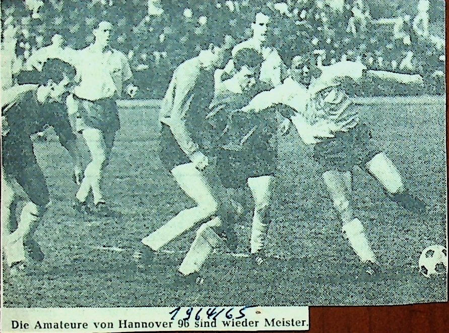 1964 Hannover 96 Zeitungsausschnitt aus dem Nachlass von einem ehemaligen Spieler