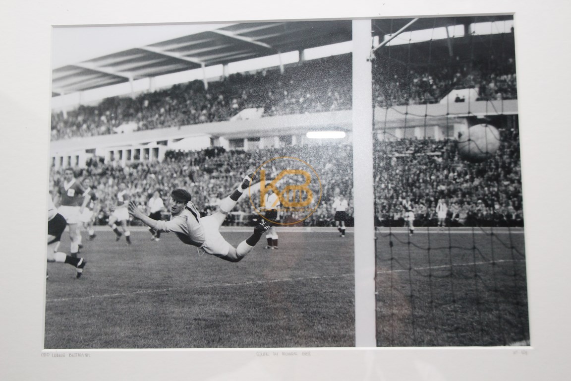 Originalbild von Otto Ludwig Bettmann von der Weltmeisterschaft 1958 in Schweden Nr. 124.