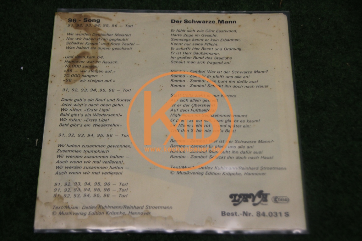 Platte von Hannover 96 mit dem 96 Song und "Der Schwarze Mann" 2/2