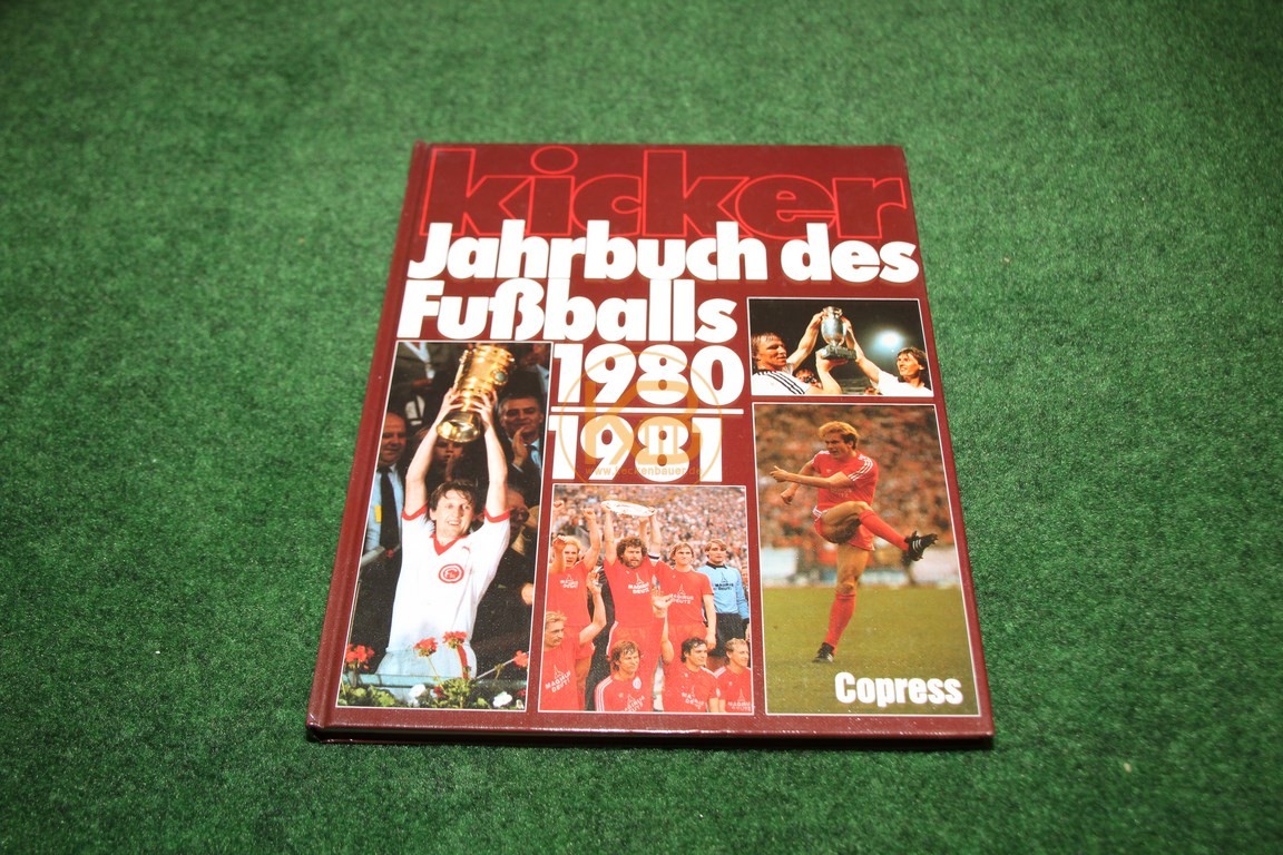 Kicker Jahrbuch des Fußballs 1980/1981 vom Copress Verlag.