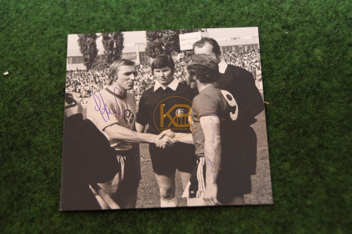 Foto aus dem Spiel gegen Peine Ost mit original Autogrammen.