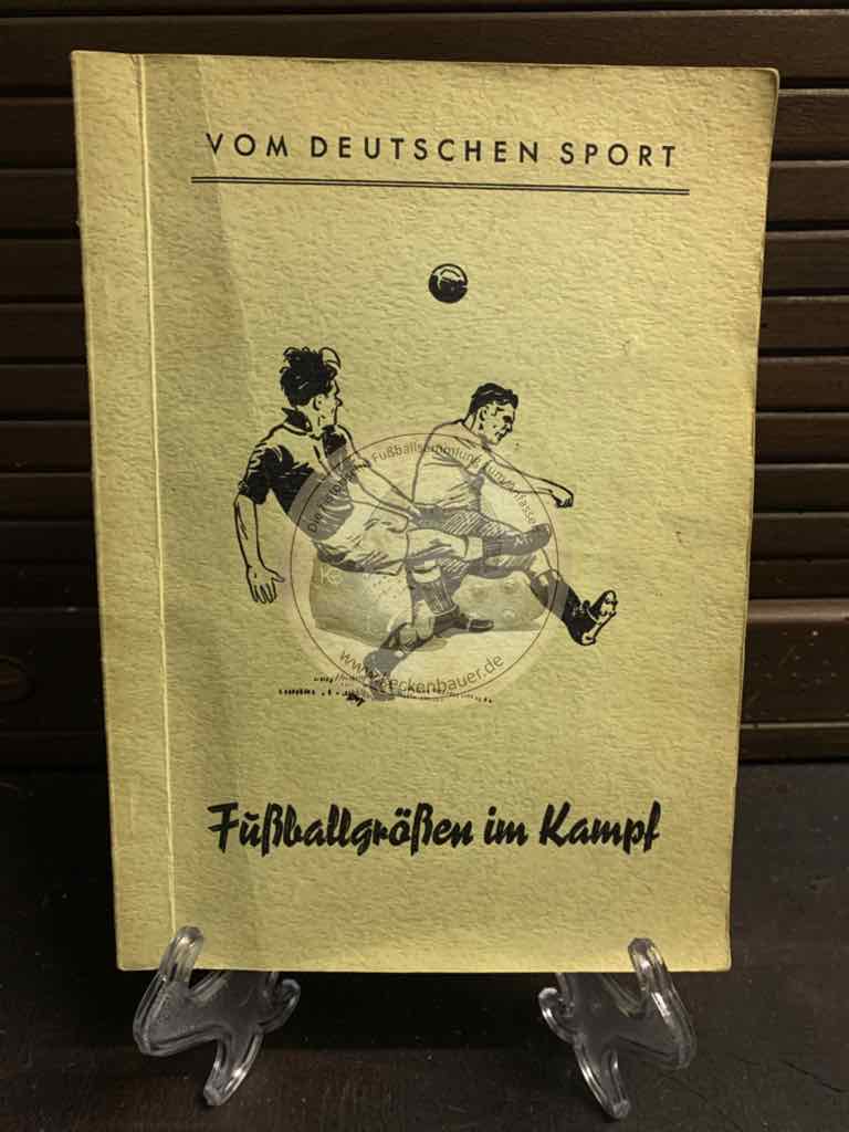 Vom Deutschen Sport Fußballgrößen im Training und Kampf aus den 1950ern