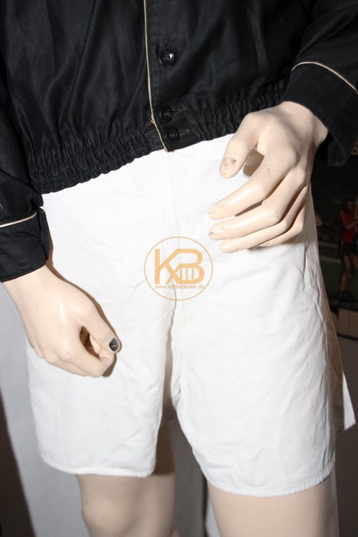 Alte Fußballhose vermutlich aus den späten 1950ern.