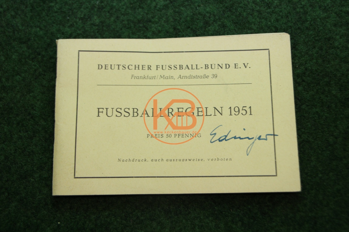 Fußballregeln aus dem Jahr 1951 vom Deutschen Fußballbund