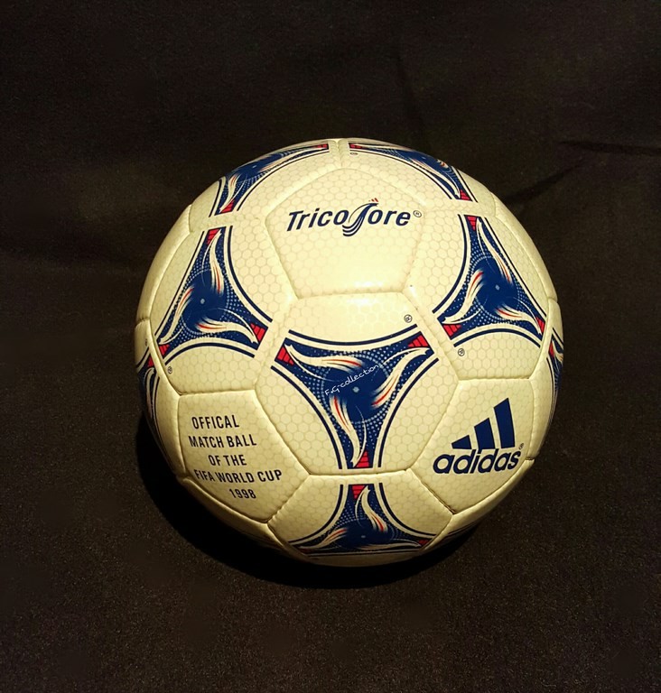 ADIDAS Tricolore der offizielle Spielball von der WM 1998 in Frankreich.