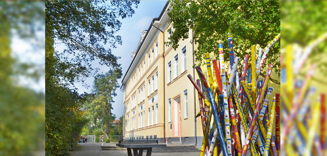 Schulhof