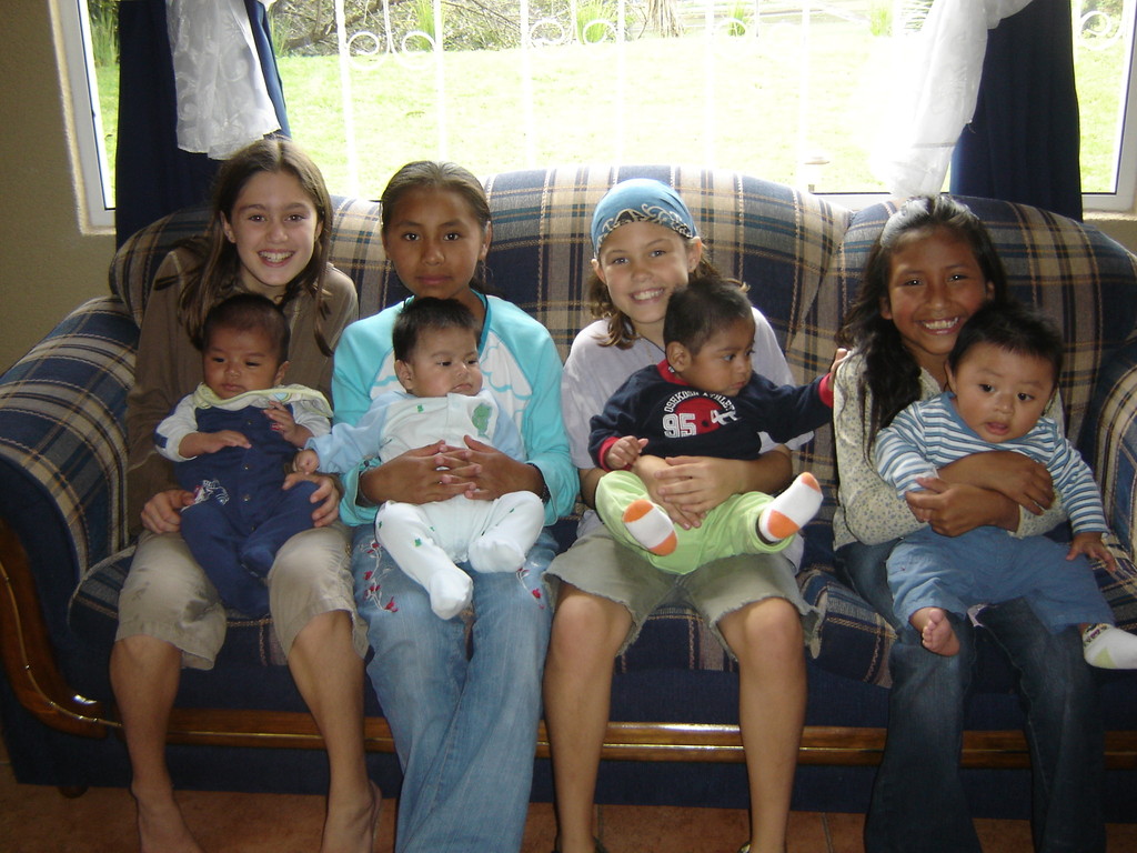 madi & brooke with angie and olga & the babies