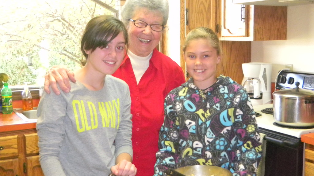 brooke & madi with grandma