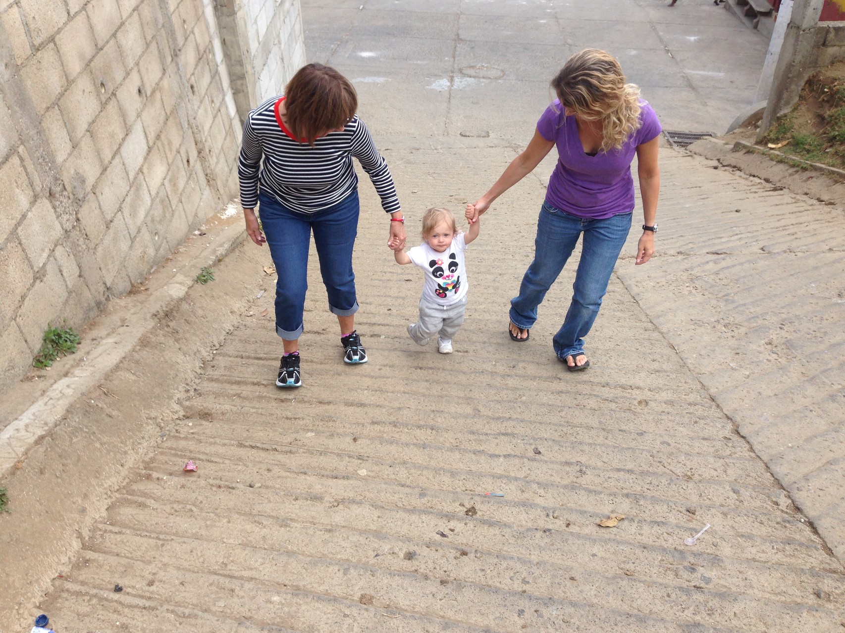 andrea with mom and mimi