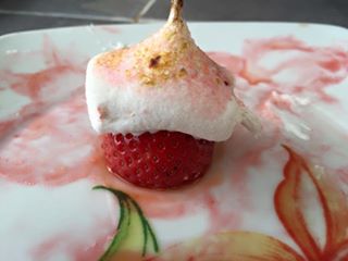 Erdbeer-Marshmallow Sauerei