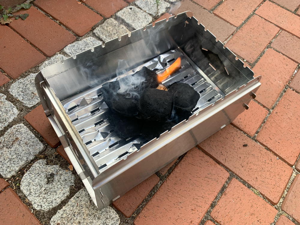 Bruzz Willi mit Kohle SonsOfBarbecue