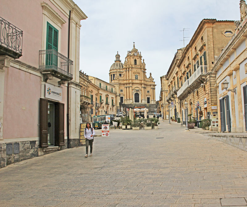 Blick auf den Dom in Ragusa