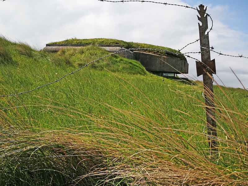 Bild 8 Auf einem Rundgang durch die Anlage "Raversyde", Teil des ehemaligen "Atlantikwalls"