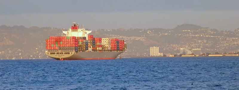 Bild 38 Blick auf Frachtschiff von Alcatraz