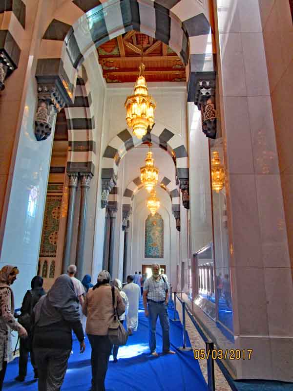 Bild 10 In der Sultan Qaboos Moschee